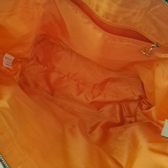 Tokidoki  Stay Groovy Carry All  Tote W Detachable  Strap Excellent - Picture 5 of 13